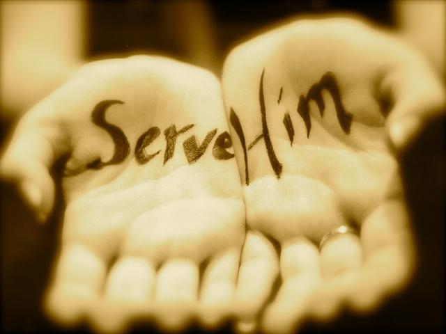 serve-him-hands